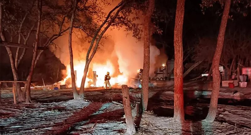 ‘Horrific’: Explosion, fire critically injures 2 in Hernando County RV