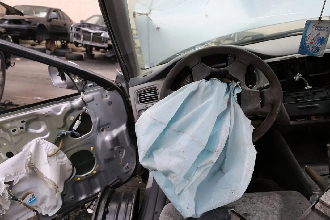 'Do not drive' warning issued for over 225,000 vehicles due to exploding air bags