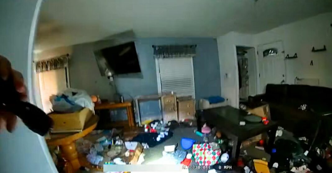 2 children found eating 'raw, spoiled meat' hiding next to bed after mom abandoned them days earlier: Police