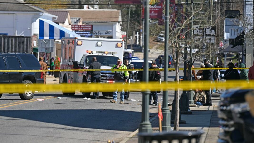 5 injured, including child, in Louisiana Mardi Gras parade shooting