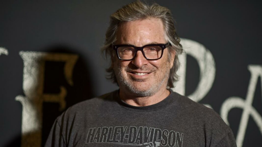 Actor Robert Carradine dies at 71