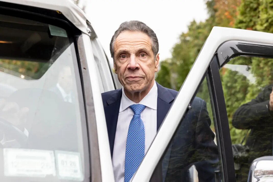 Andrew Cuomo lands WABC radio gig