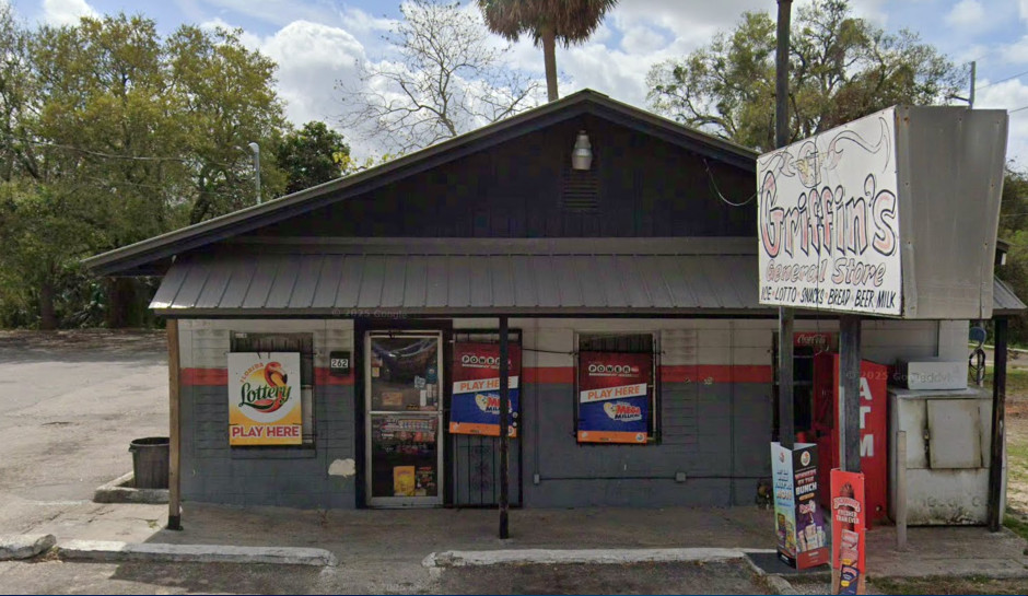 Brother, Sister Found Dead in Florida Convenience Store
