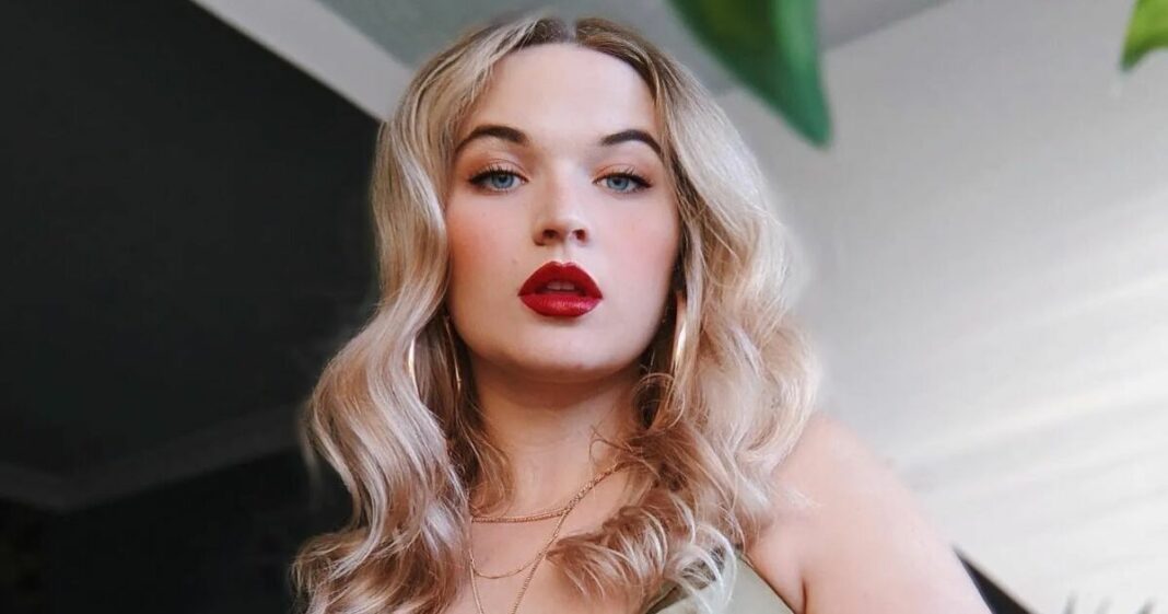 Channel 4 star announces partner's tragic death as she reveals she sleeps on his grave