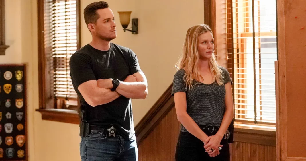 Chicago P.D.'s Tracy Spiridakos, Jesse Lee Soffer Return After Upstead Split