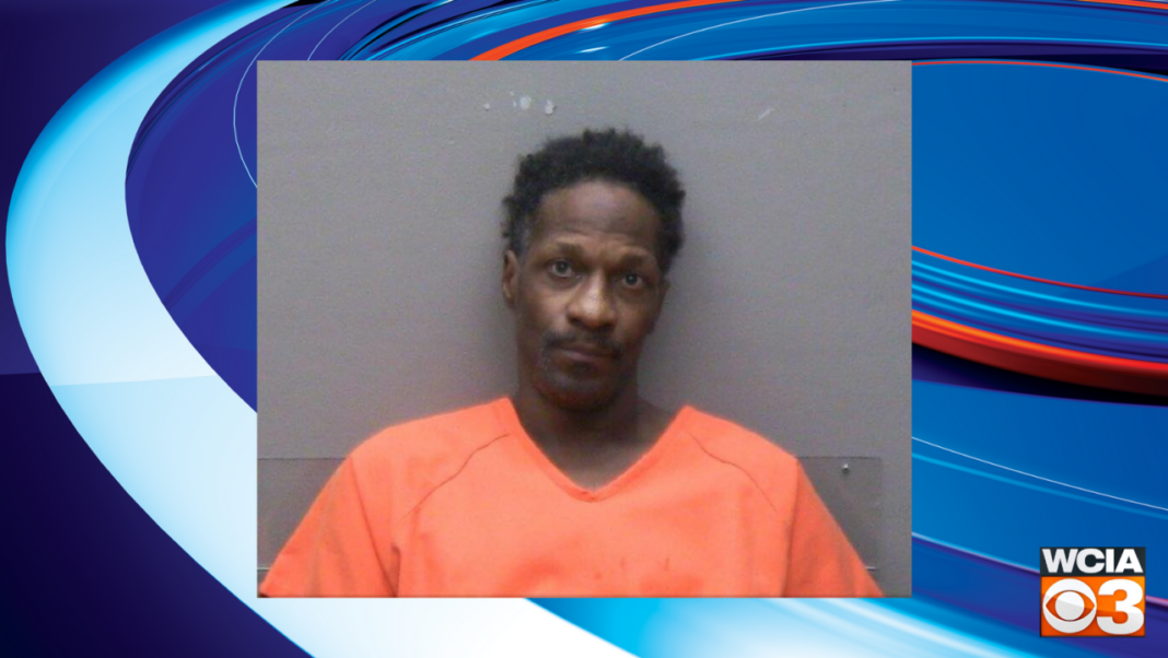 Crime Stoppers seeking info on man wanted in 3 Central IL counties