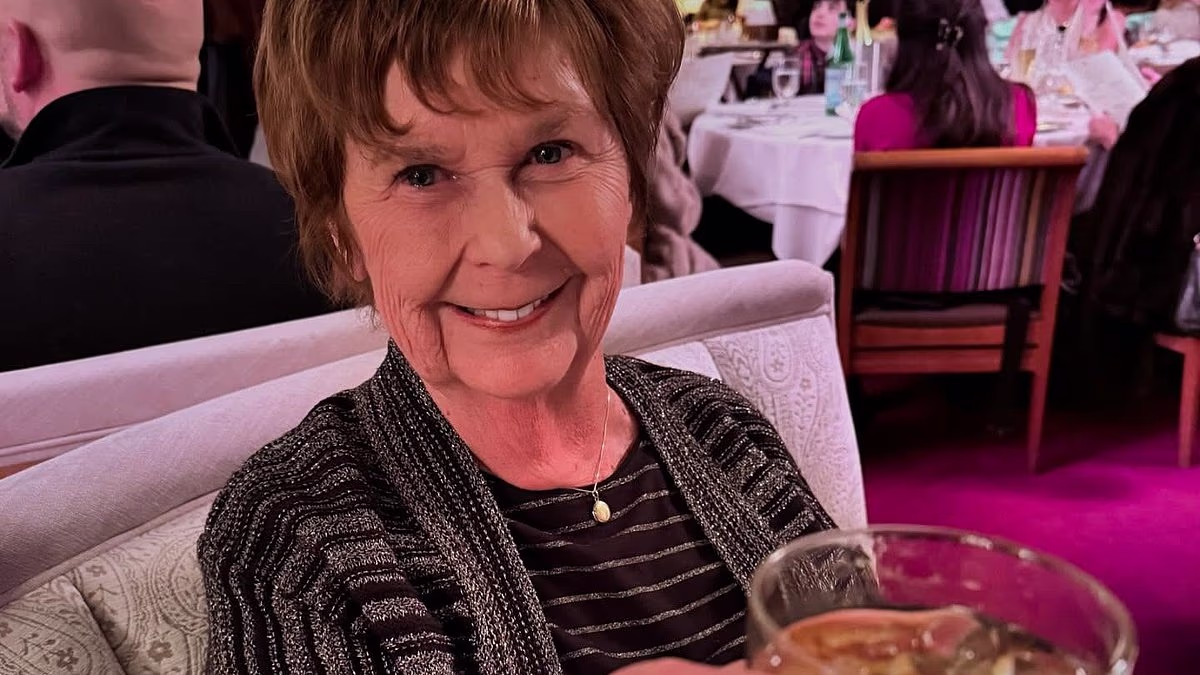 Disturbing past of man charged with texting Savannah Guthrie's family