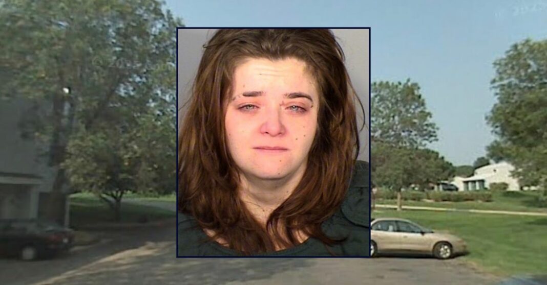 'Don't play with me!': Mom had boyfriend beat 10-year-old with boxing gloves as punishment, police say