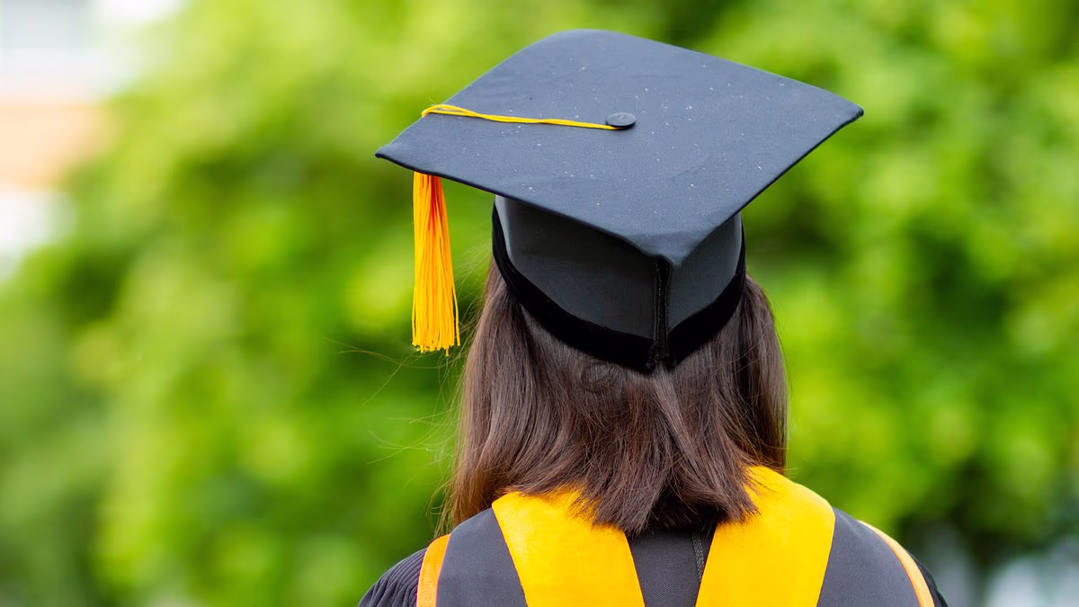Fears Britain's student loan system is being scammed with more than 370,000 'missing' graduates owing £13BILLION