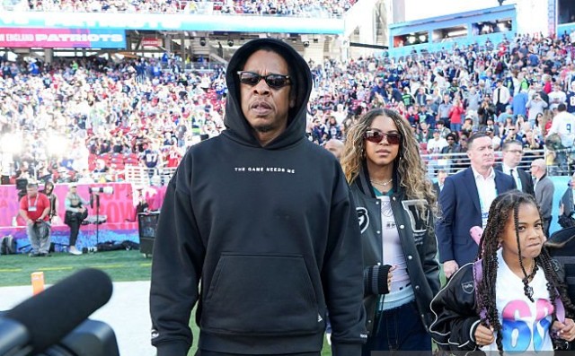 JAY-Z BRINGS DAUGHTERS, RUMI AND BLUE IVY, TO THE 2026 SUPER BOWL