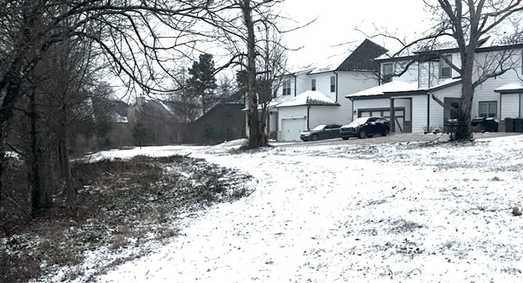 Light Snow Flurries Fall Across Metro Atlanta, Little Accumulation Reported