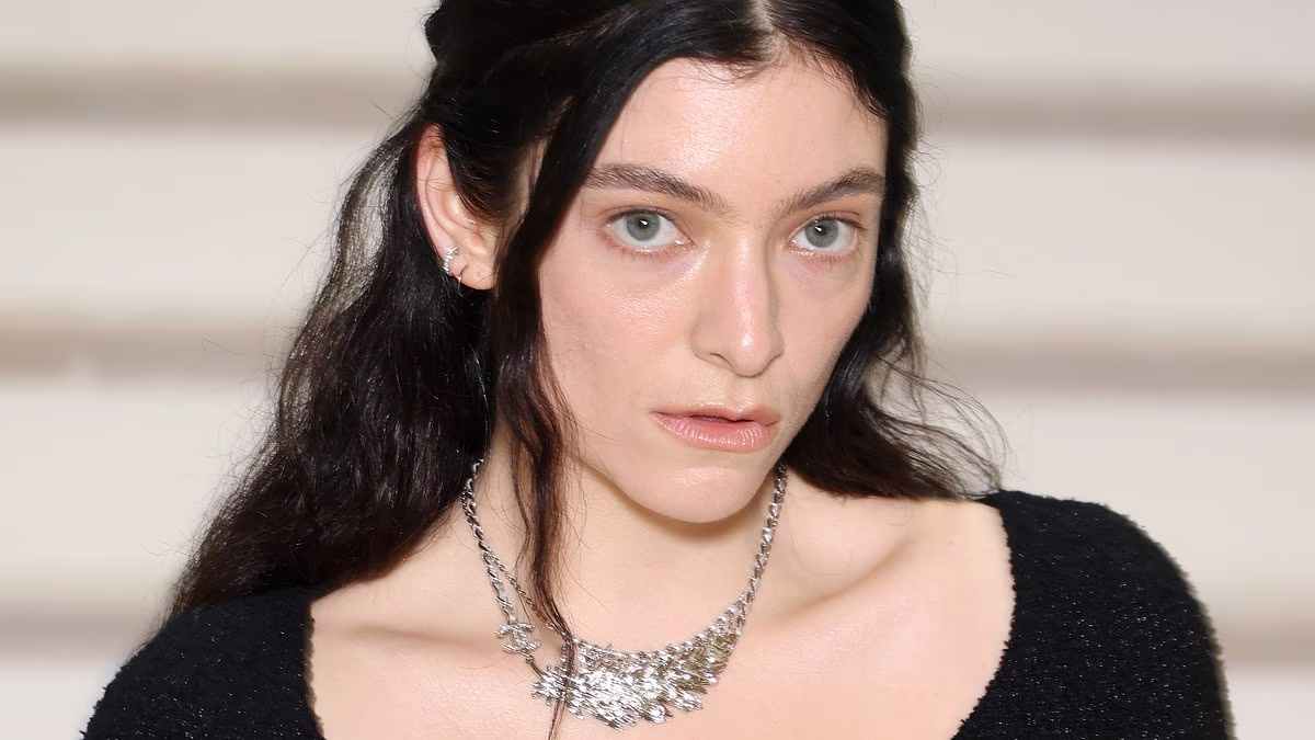 Lorde set to join another A-list pop star at major music festival