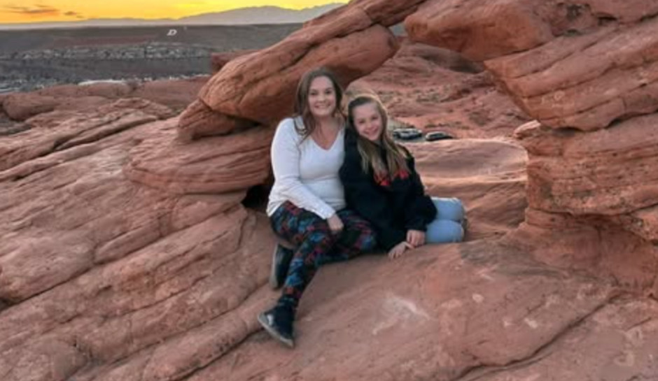 Mom, Preteen Daughter Dead in Murder-Suicide in Hotel Room at Vegas Cheer Competition
