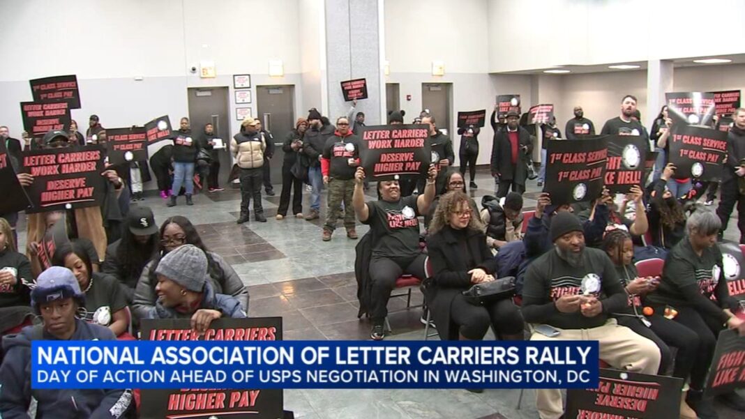 National Association of Letter Carriers day of action on Chicago's South Side ahead of US Postal Service contract negotiations