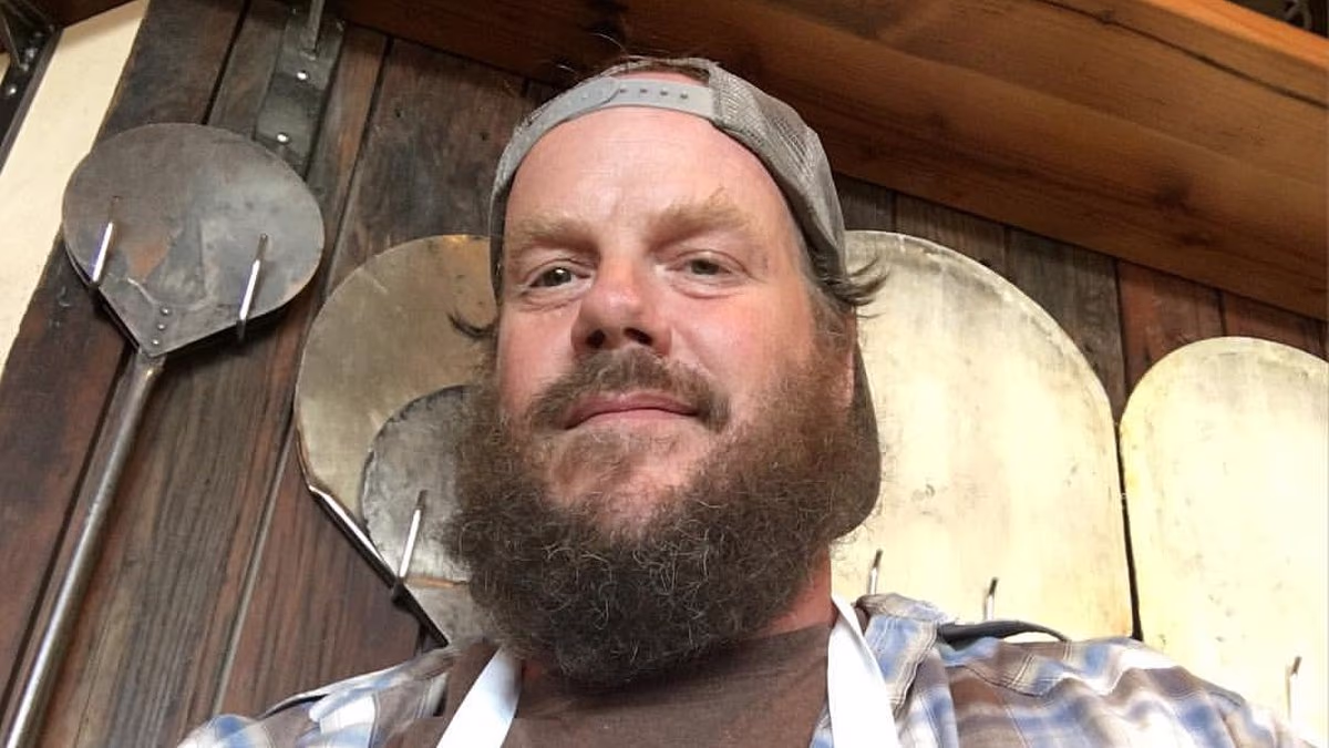 Portland Pizza place give customers anti-ICE message before ordering