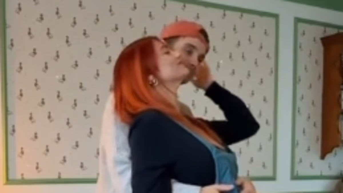 Pregnant Strictly star Dianne Buswell and Joe Sugg show off their baby boy's adorable nursery ahead of welcoming their first child