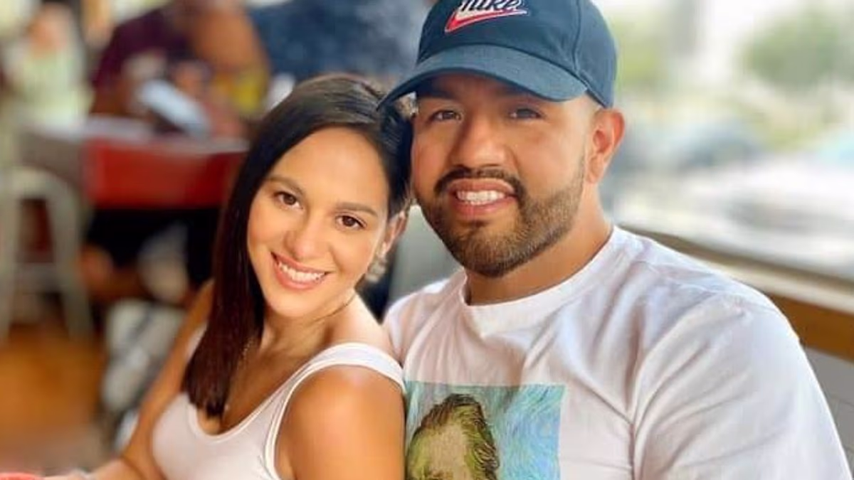 Read 'sex position' texts congressman sent aide who set self on fire