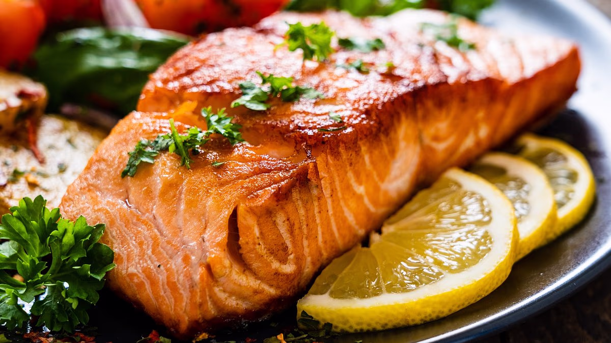 The healthiest ways to eat salmon, from poached to smoked