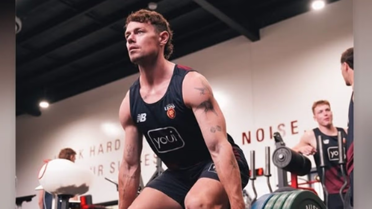 The heartbreaking detail in this image of Lachie Neale in pre-season training for Brisbane Lions amidst marriage crisis