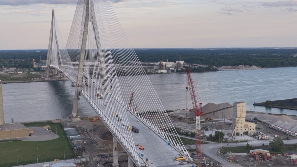 Trump explodes over Canada building Ontario-Michigan bridge