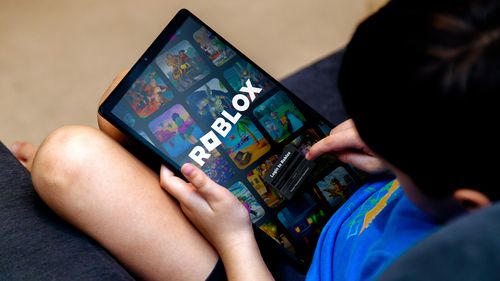 What is Roblox and should you let your kids use it?