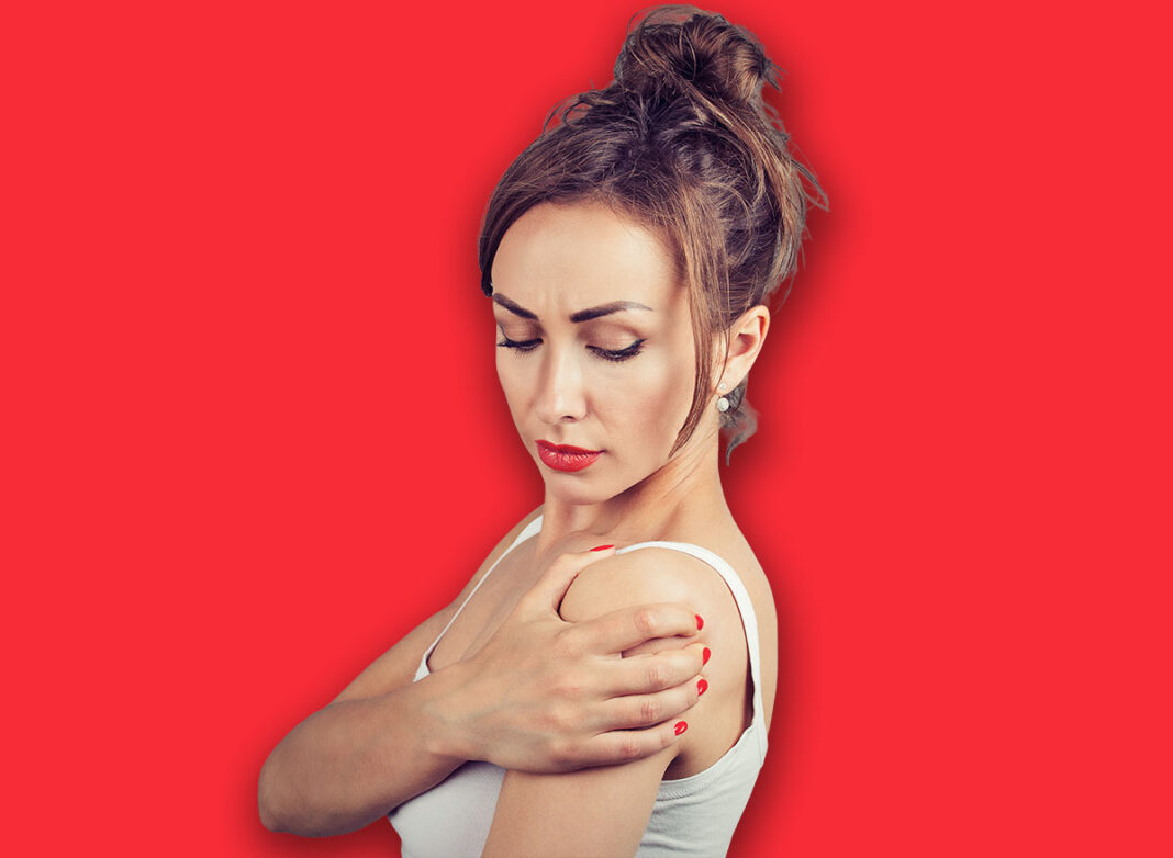 4 Daily Exercises That Reduce Morning Joint Stiffness After 55, According to a Coach