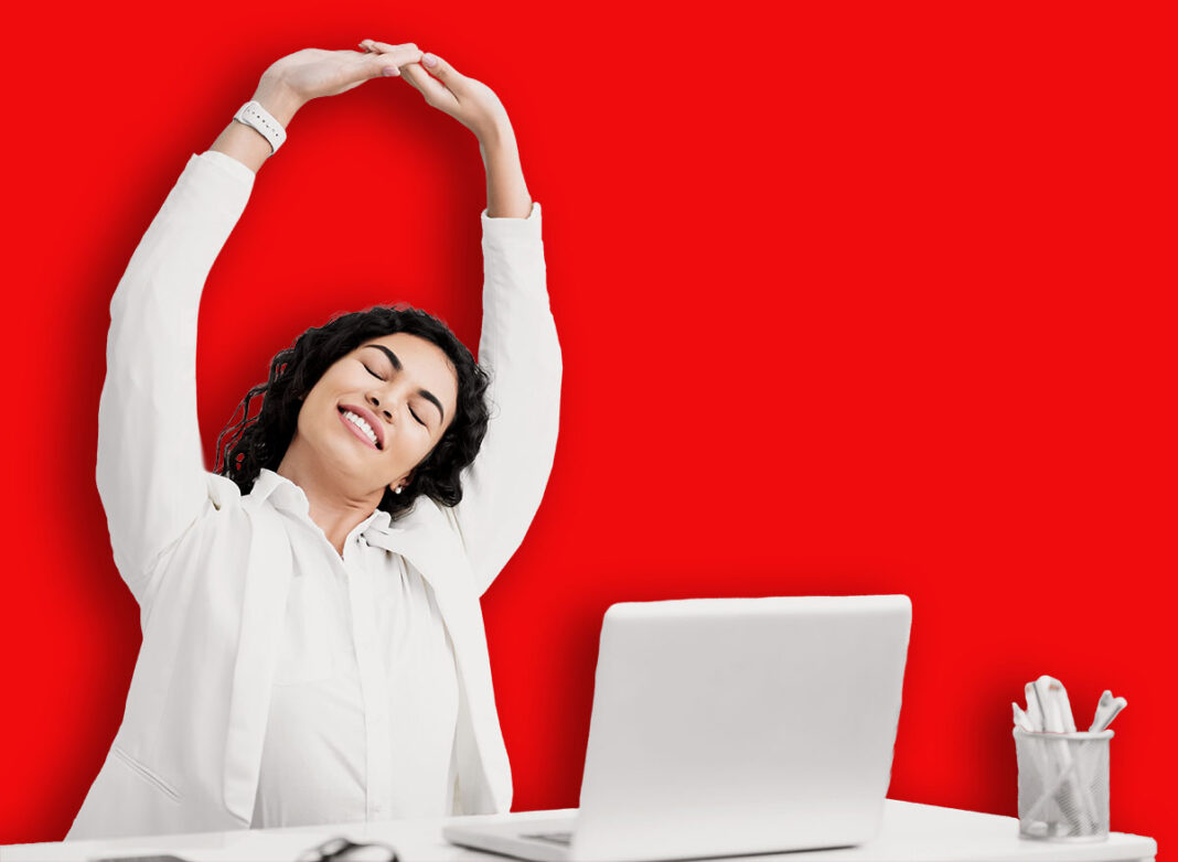 4 Seated Exercises That Flatten Lower Belly Pooch Faster Than Crunches After 50