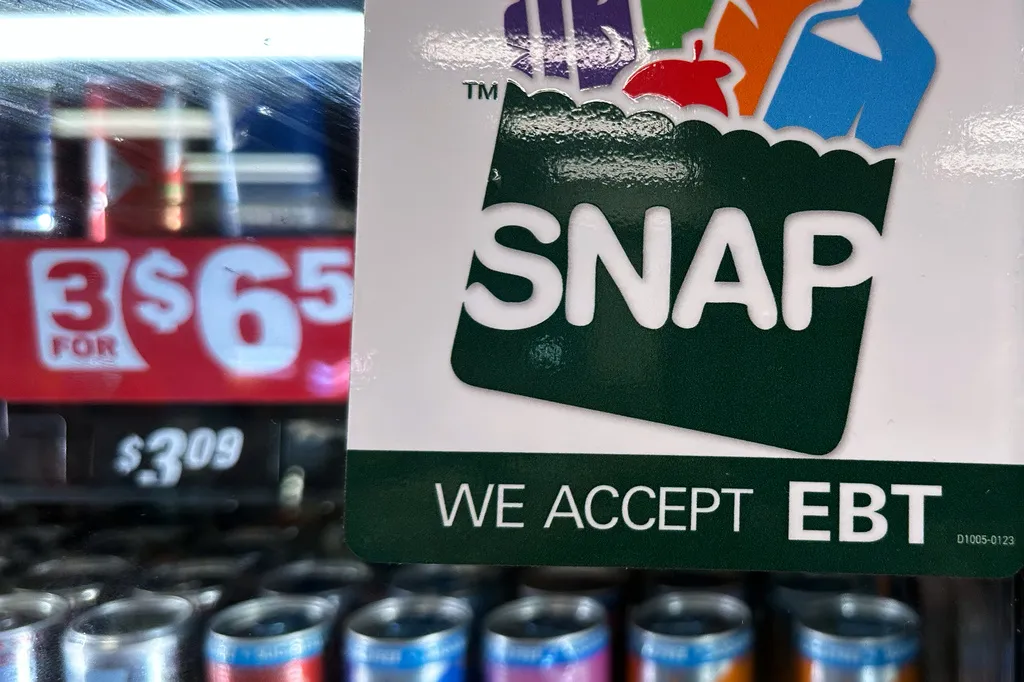 4 more states, including Florida, will add restrictions on SNAP purchases in April
