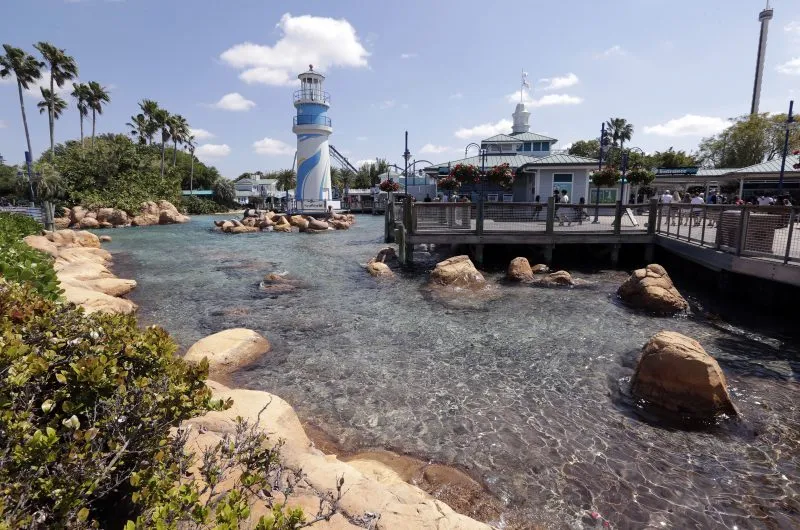 6 SeaWorld Orlando guests taken to hospital after 'ride pause' made them feel unwell, officials say