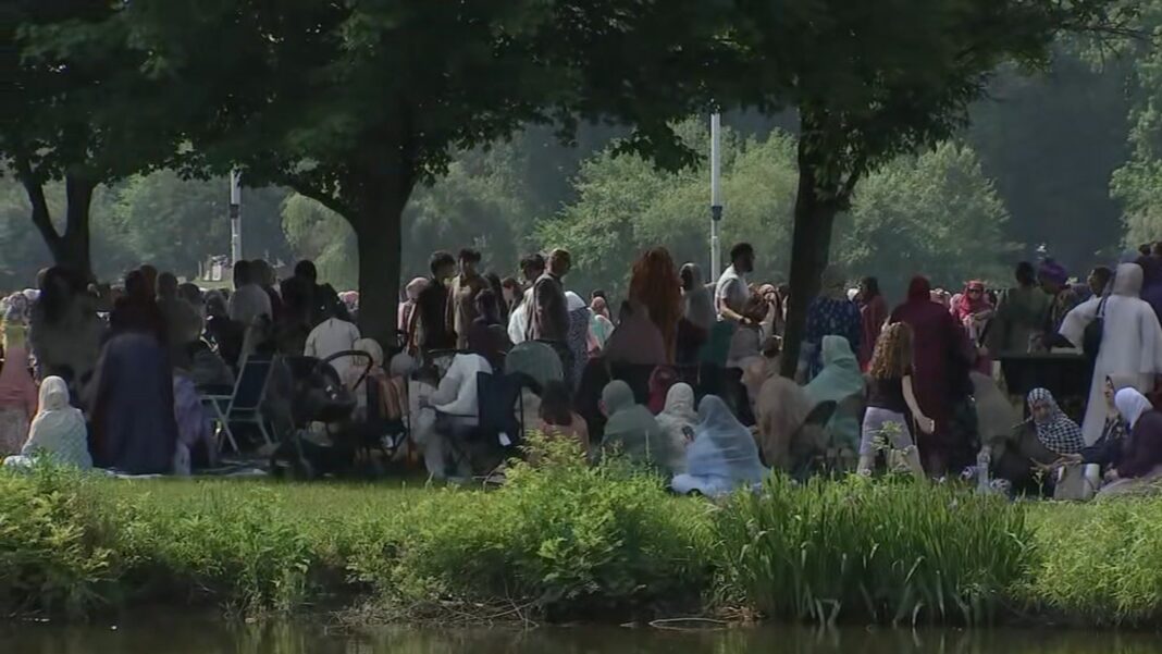 A look at Eid al-Fitr and how Muslims celebrate the Islamic holiday