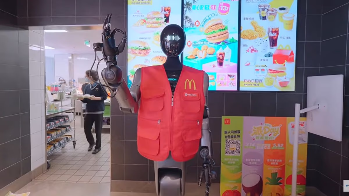 AI-m lovin' it! McDonald's is testing humanoid ROBOTS in Shanghai