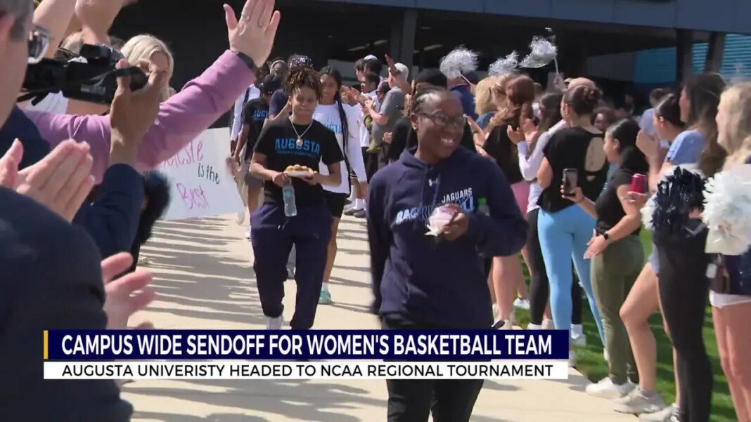 AU gives 'Sweet Sendoff' to women's basketball team