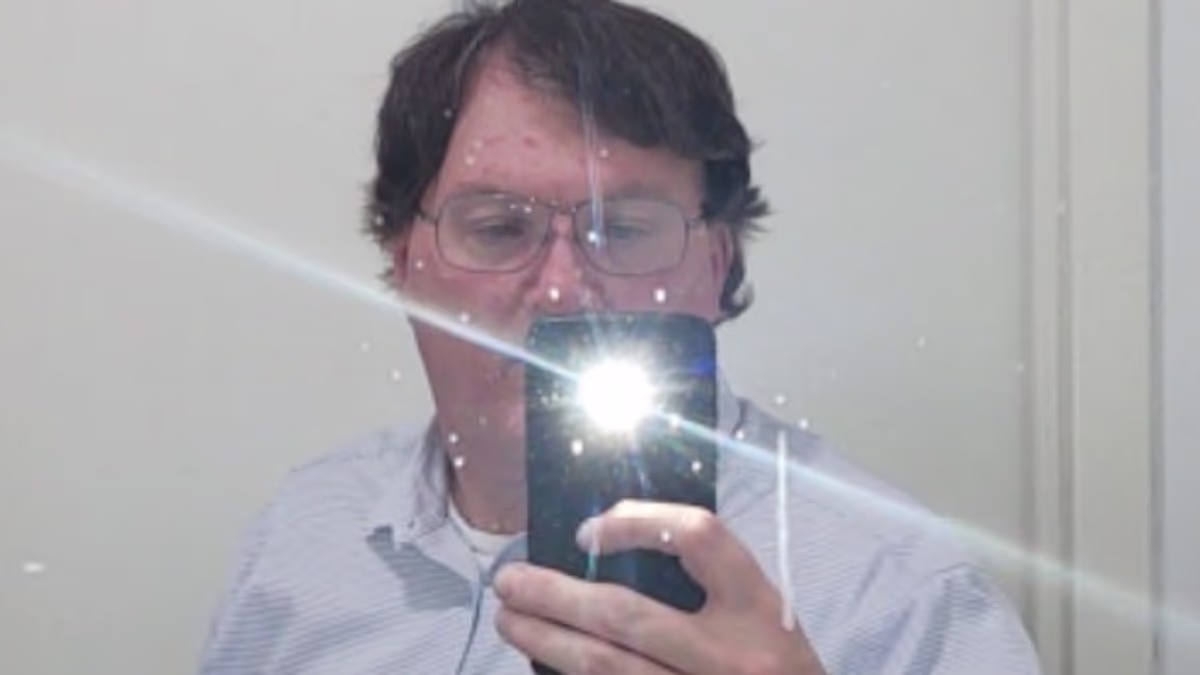 Alleged Gilgo Beach serial killer sent over 500 texts to sex workers