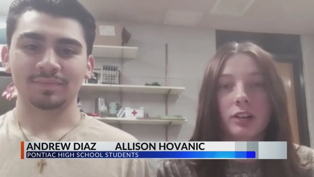 Central Illinois teens push bill requiring vape disposal program