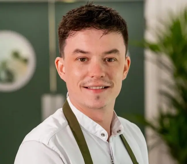 Chef Callum Irwin Wiki, Age, Great British Menu, The Rabbit Hotel |