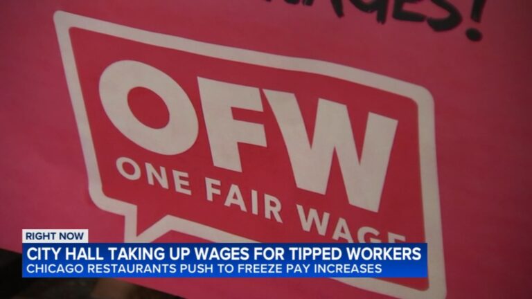 Chicago City Council to Deliberate on Minimum Wage Adjustments for Tipped Workers