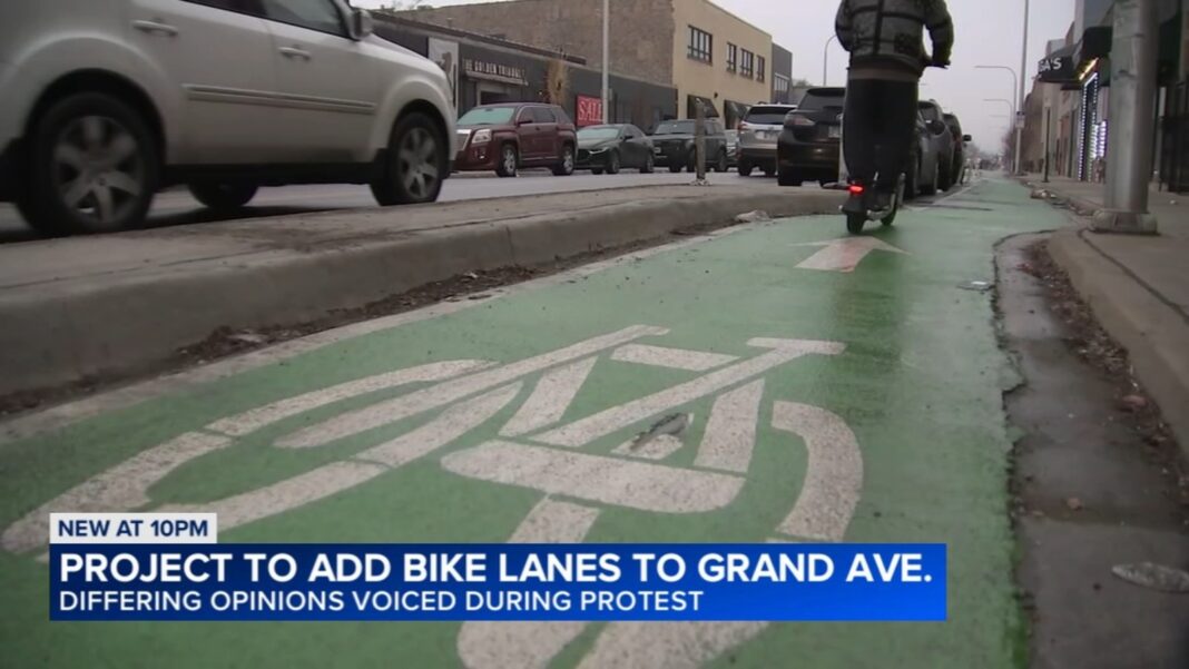 Construction set to begin on Grand Avenue from Ogden to Damen; West Town businesses want plan changed, Chicago says it's too late