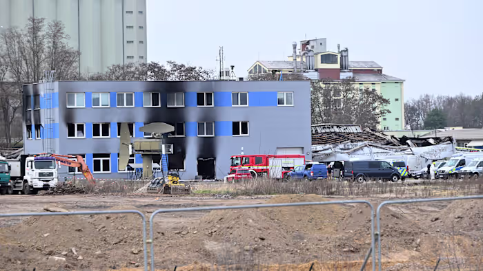 Czech police arrest 3 over arson at drone warehouse supplying Ukraine