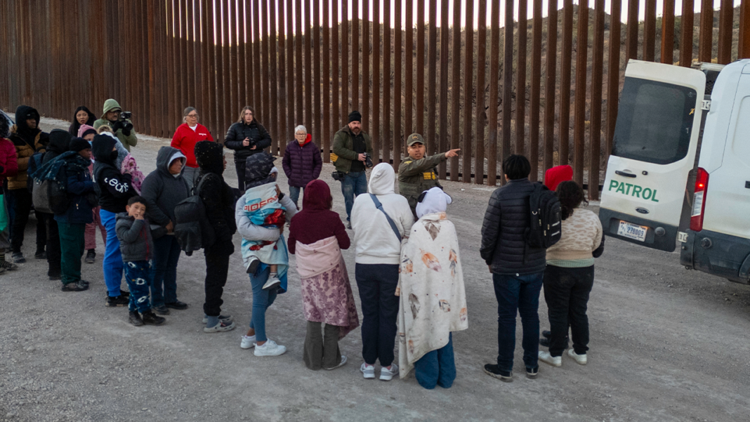DHS touts 10 straight months of zero illegal aliens released at border as crossings plunge