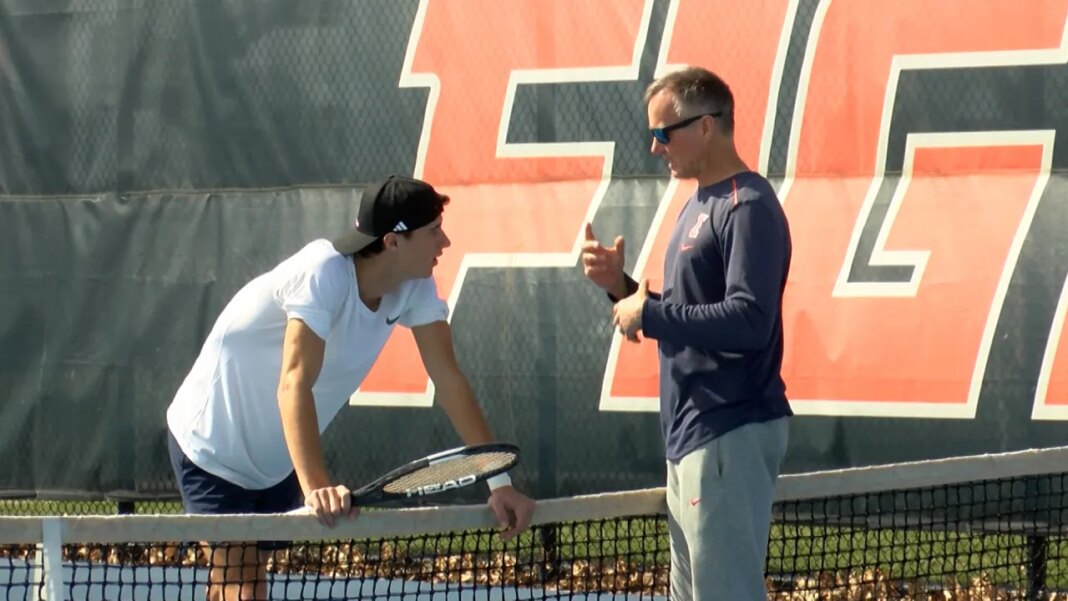 Debru bringing pro experience to Illini tennis
