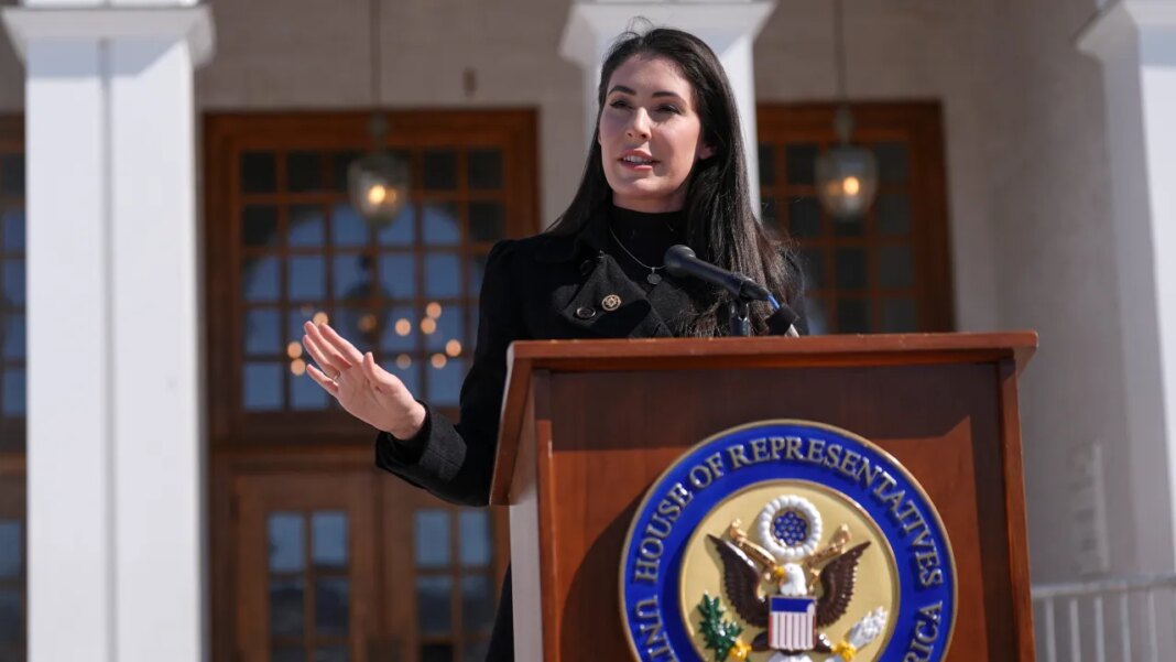 Democrats demand answers after Florida Rep. Luna invites Russian lawmakers to Capitol