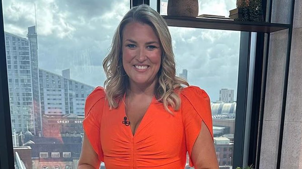 Dragons' Den star Sara Davies reveals exactly what she eats in a day after losing three dress sizes following diabetes scare