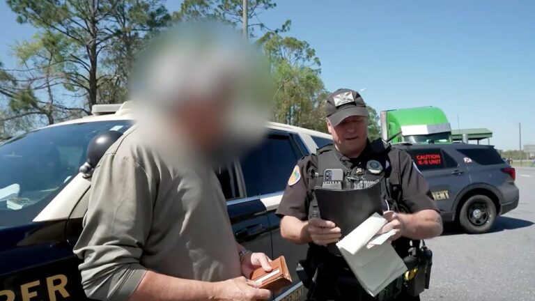 Shocking Footage: Florida Crackdown Reveals Alarming Literacy Issues Among Truck Drivers