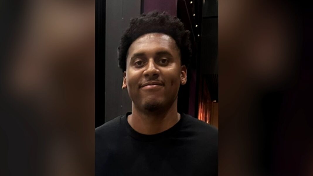 Elijah Hoard missing after being dropped off at Chicago O'Hare International Airport, did not board flight to France, family says