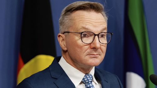 SMH FIRST. Chris Bowen MP speaks to reporters at a press conference to discuss petrol and diesel supply issues related to the ongoing conflict in Iran. March 13, 2026. Photo: Max Mason-Hubers