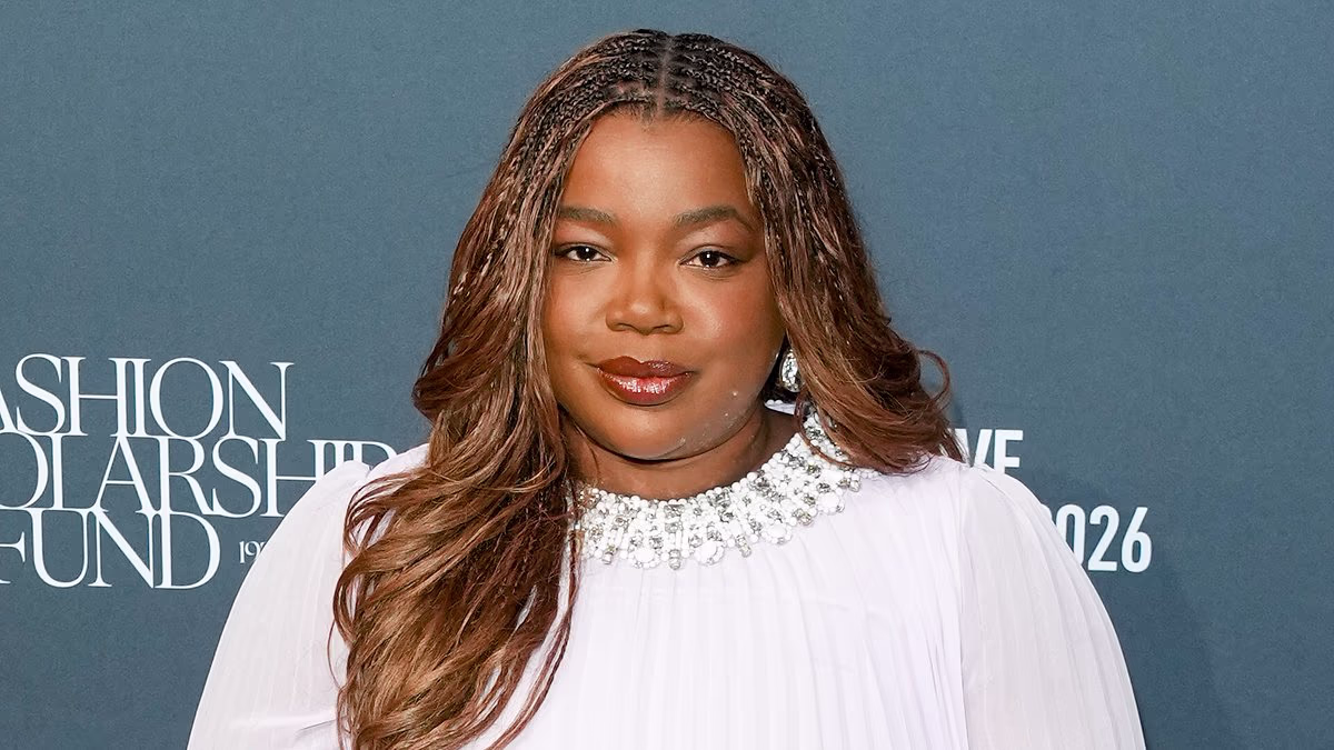 Ex-Vogue stylist outraged by sight of white women playing Mahjong