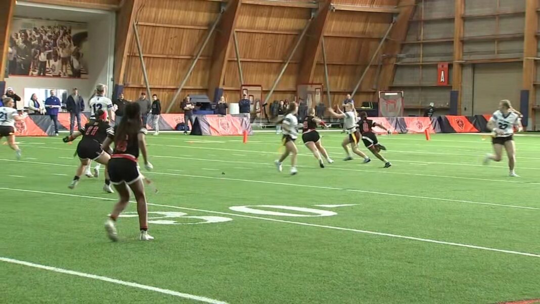 First-ever Illinois collegiate women's flag football tournament wraps up at Chicago Bears' Walter Payton Center at Halas Hall