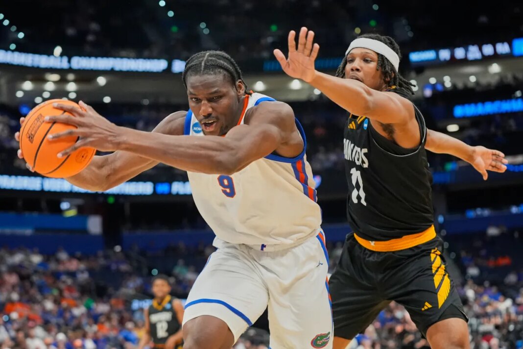 Florida begins title defense with 59-point rout of Prairie View, 2nd-biggest margin in NCAA tourney