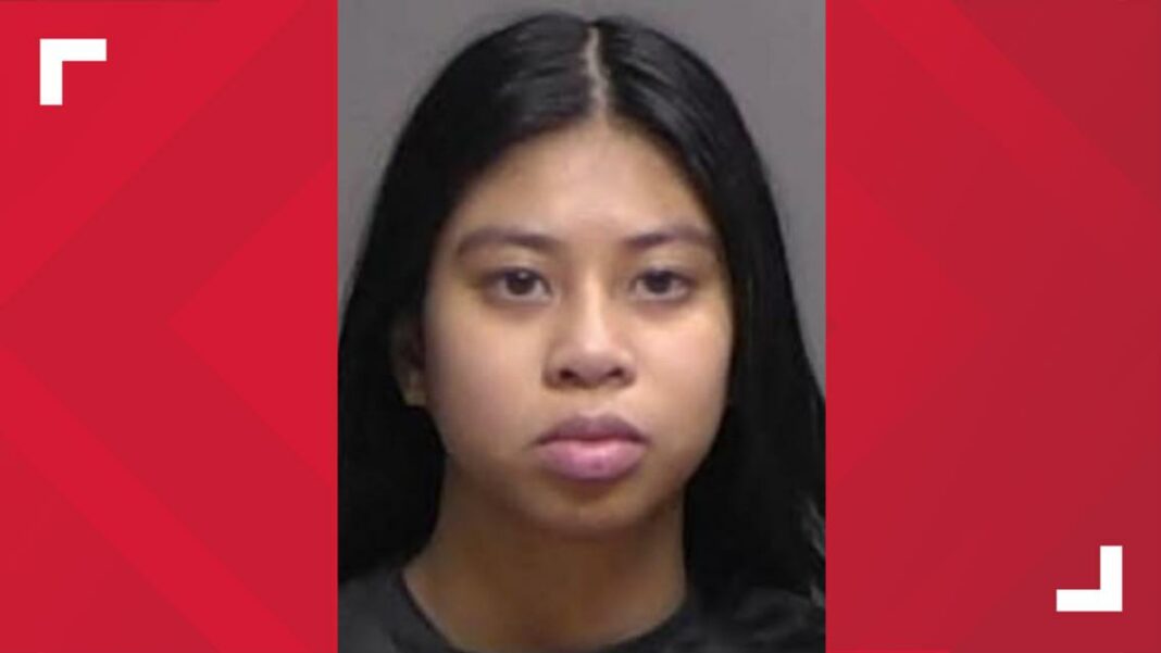 Florida woman kills her baby shortly after giving it birth, sheriff's office says