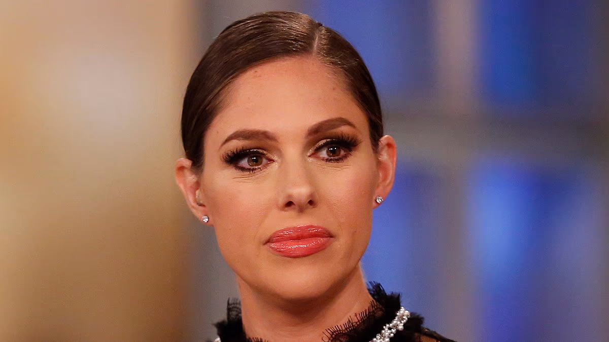 Former View co-host returning after calling show a 'toxic environment'